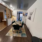 Humboldt 3 Schlafzimmer,wifi, Netflix Parken, Terrasse, Klimatisiert, Nähe Zentrum * Jena