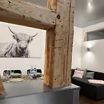 Humboldt 3 Schlafzimmer,wifi, Netflix Parken, Terrasse, Klimatisiert, Nähe Zentrum Apartment *