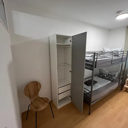 Humboldt 3 Schlafzimmer,wifi, Netflix Parken, Terrasse, Klimatisiert, Nähe Zentrum * Jena