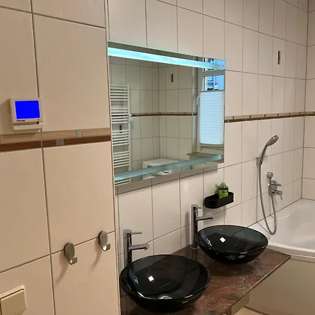 Humboldt 3 Schlafzimmer,wifi, Netflix Parken, Terrasse, Klimatisiert, Naehe Zentrum Apartment