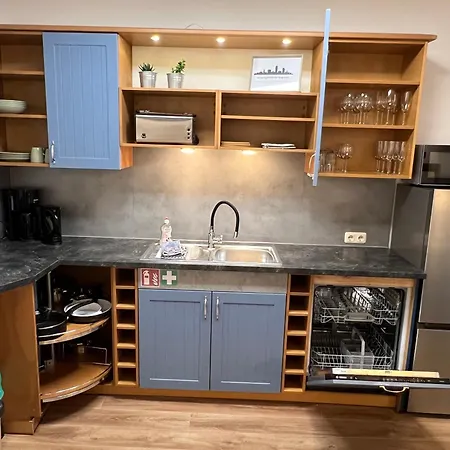 Apartment Humboldt 3 Schlafzimmer,wifi, Netflix Parken, Terrasse, Klimatisiert, Naehe Zentrum *