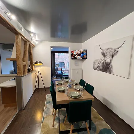 Humboldt 3 Schlafzimmer,wifi, Netflix Parken, Terrasse, Klimatisiert, Naehe Zentrum Apartment Jena