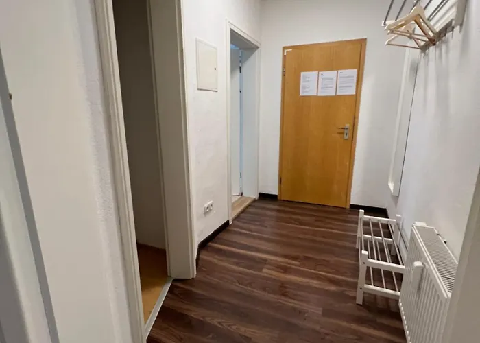 Humboldt 3 Schlafzimmer,wifi, Netflix Parken, Terrasse, Klimatisiert, Naehe Zentrum Jena