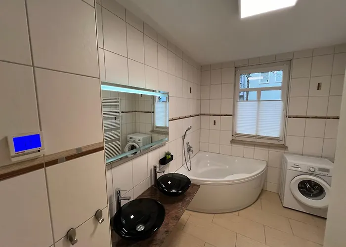 Humboldt 3 Schlafzimmer,wifi, Netflix Parken, Terrasse, Klimatisiert, Naehe Zentrum