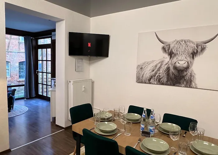 Appartement Humboldt 3 Schlafzimmer,wifi, Netflix Parken, Terrasse, Klimatisiert, Naehe Zentrum Jena