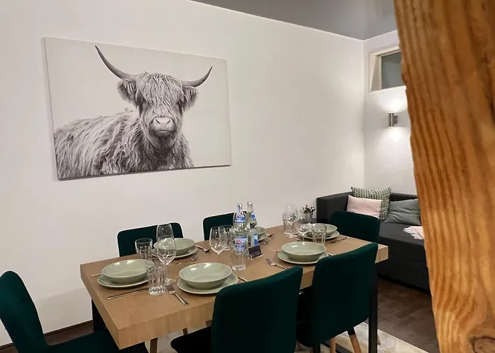 Humboldt 3 Schlafzimmer,wifi, Netflix Parken, Terrasse, Klimatisiert, Naehe Zentrum *